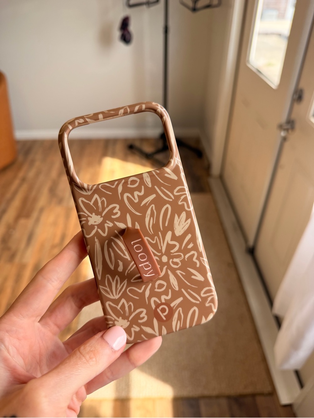 iPhone 17 pro (not max) sienna sketches loopy case